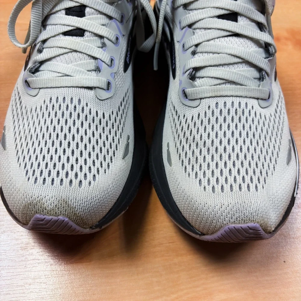 Brooks Adrenaline GTS 23 Womens Size 8.5 Wide Running Shoes Stability Support